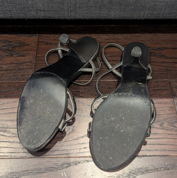 Le Chateau Heels - Picture 4 of 4